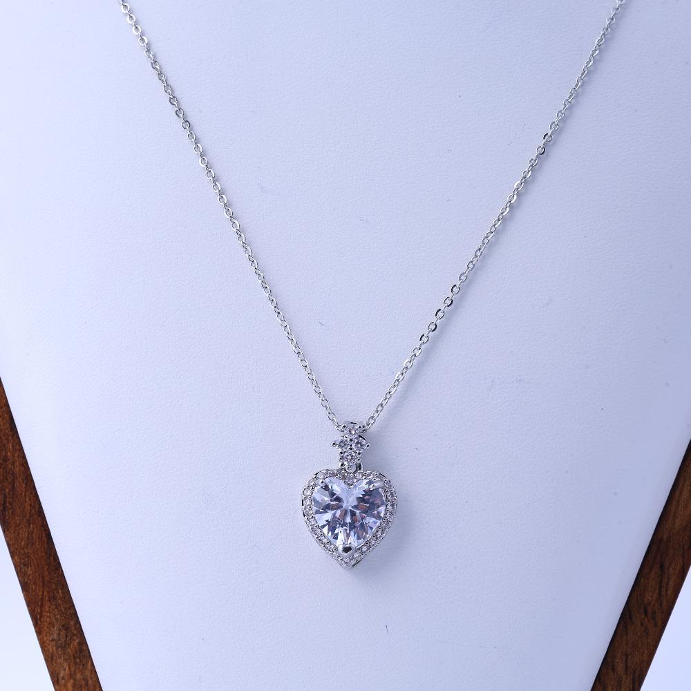 Zircon pendant necklace Retro court style temperament full of diamonds, colored gemstones, titanium steel chains, cross-border p