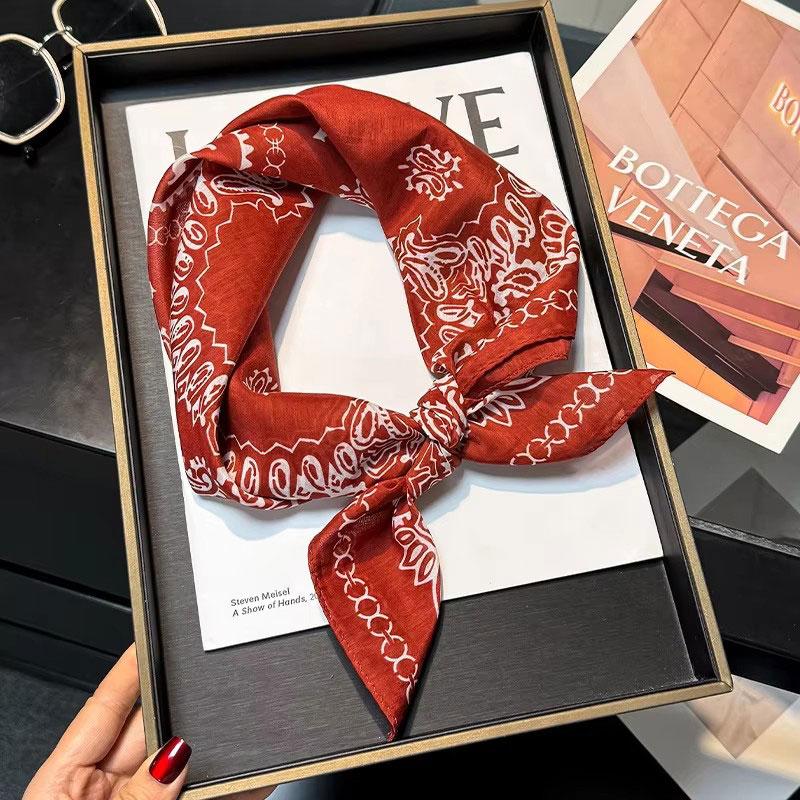 30% Silk 70% Cotton Scarf Women Square Neck Shawls Wraps for Ladies Foulard Scarves Pashmina Female Hijab Bandana Bufanda 70cm