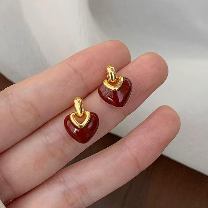 French Retro Grey Zircon Heart-Shaped Ear Buckle Earrings for Women Luxury Crystal Peach Heart Geometric Earrings Jewelry