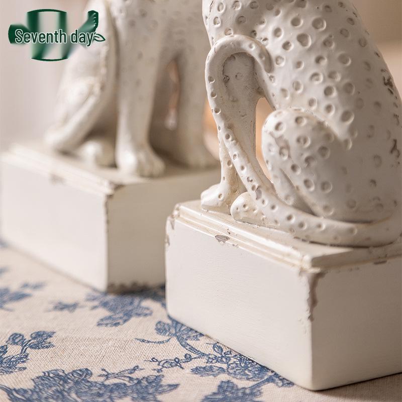 Vintage Waschbär Harz Buchstütze – Einzigartige Bibliotheksdekoration