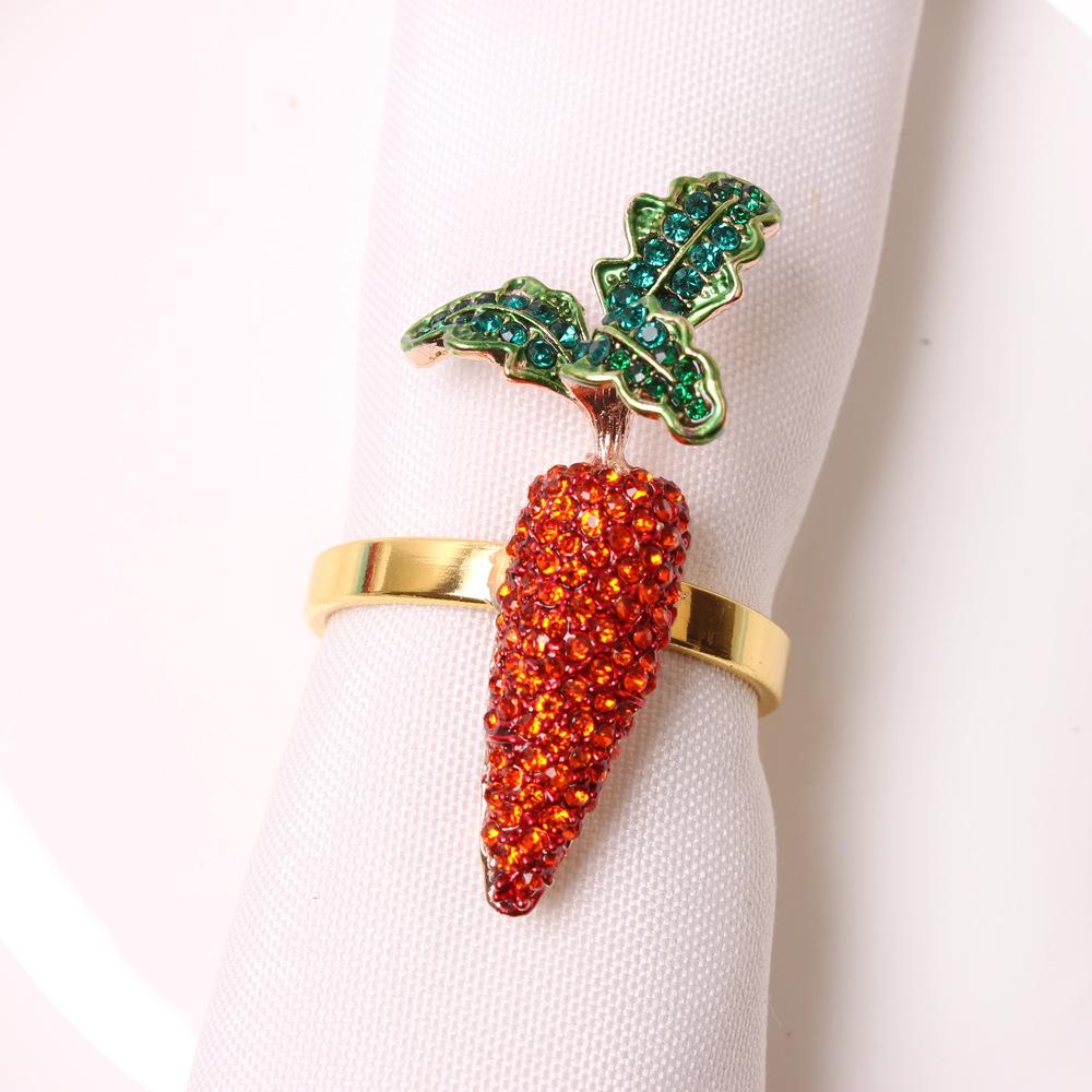 4PCS Christmas Deer Napkin Rings,Diamond-studded Carrot Napkin Holder,Napkin Buckle for Dining Room Family Dinner Table Decor