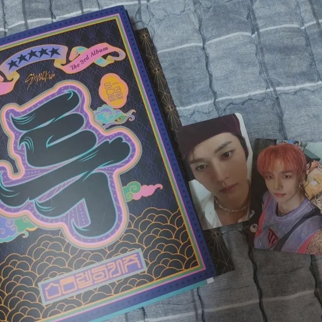 Limited Edition Edition/foca Included) Straykids Special Album