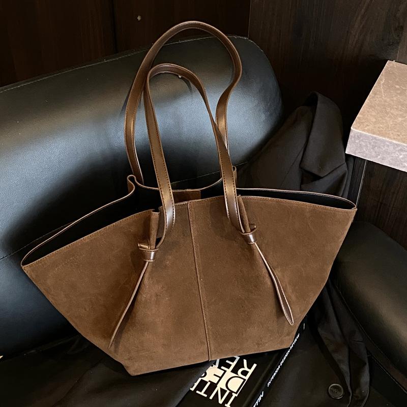 Retro Large-capacity Suede Bag 2025 New Commuter Versatile Women's Shoulder Underarm Bag Portable Tote Bag