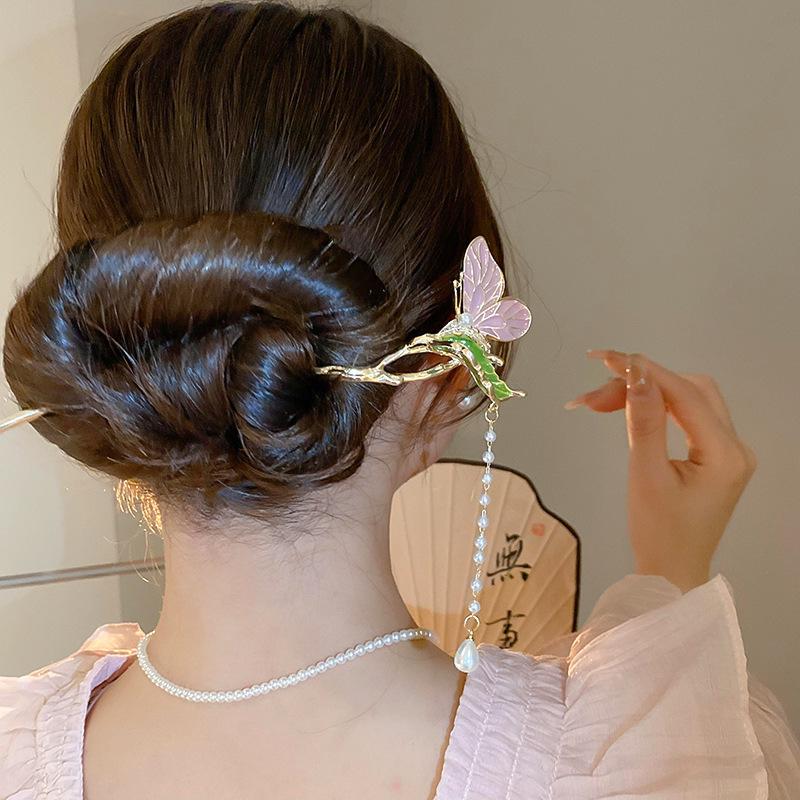 Elegant Pearl Tassel Butterfly Hairpin: Rhinestone-Embellished Chinese Style, Versatile and Luxurious Hair Clip