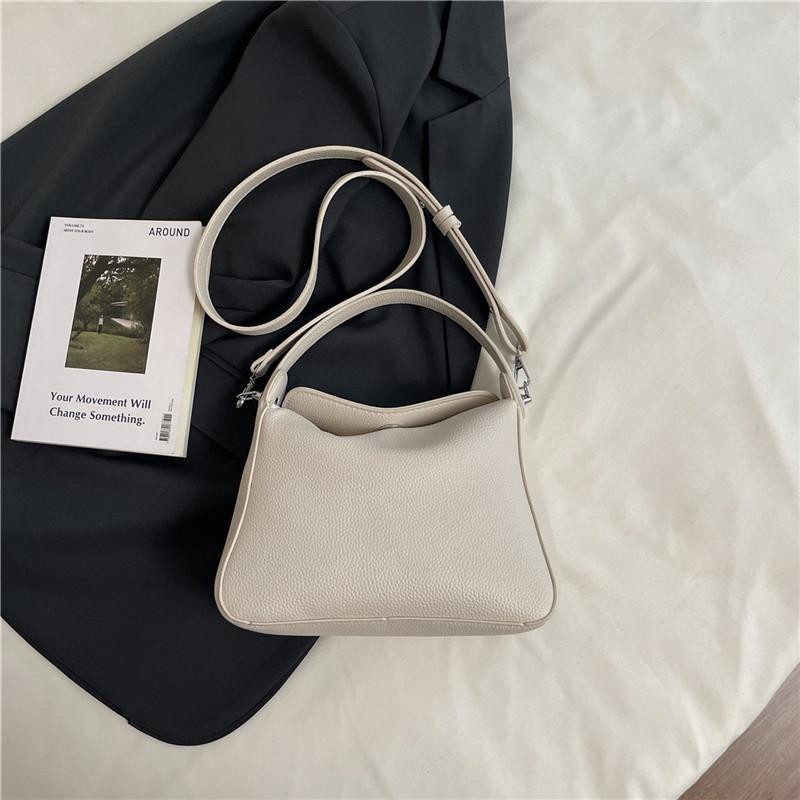 Silver Clutch Bag Fashion Handbag Large Capacity Bucket Crossbody Bag Women Simple Portable Tote Lady Adjustable Shoulder Bags