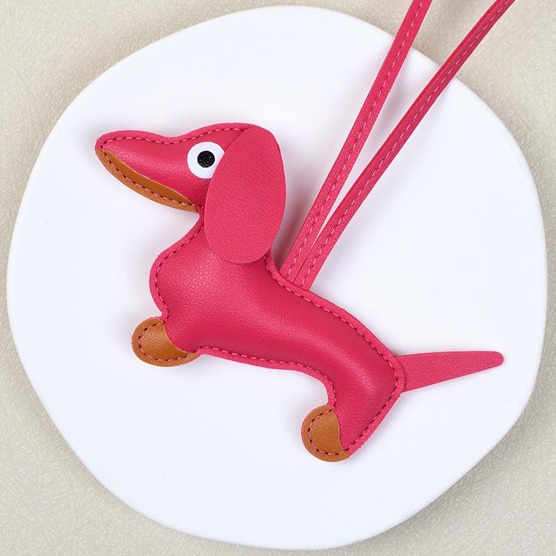 Dachshund Cartoon Leather Keychain: Pet Bag Charm & Phone Case Decoration