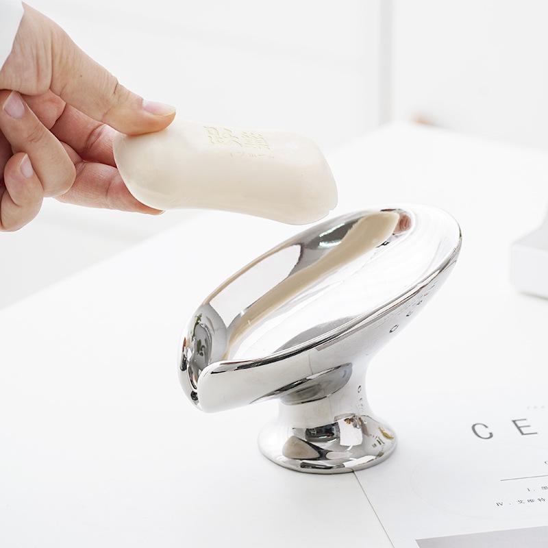 Nordic Light Luxury Ceramic Soap Dish - No-Drill, Water-Draining Bathroom Holder
