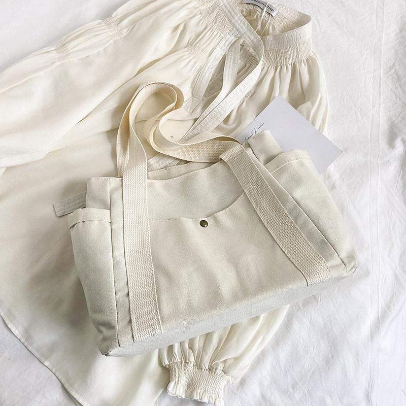 Stylish And Spacious Canvas Tote Bag For Women Ideal For Daily Commute And Class