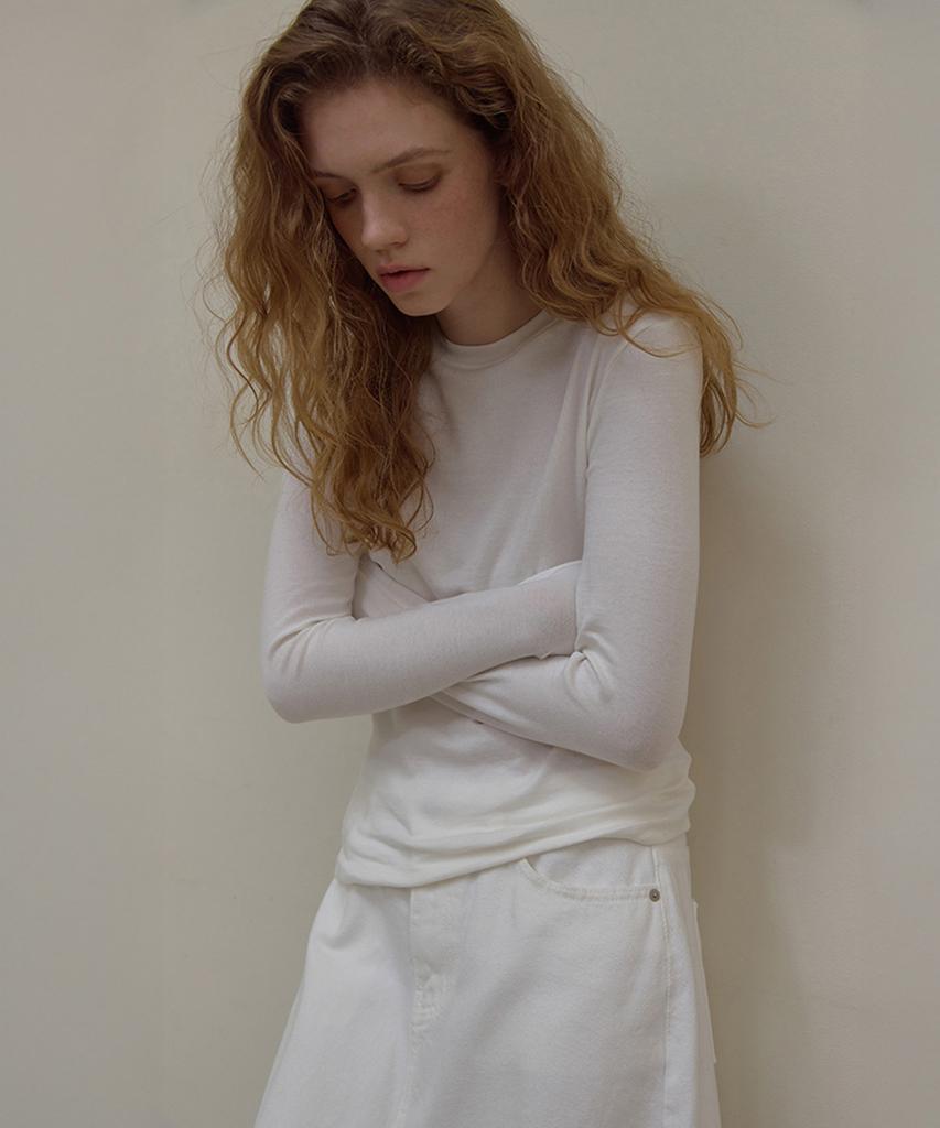 LONQUE Essentiel Round Natural Span Long Sleeve T-Shirt (Ivory)