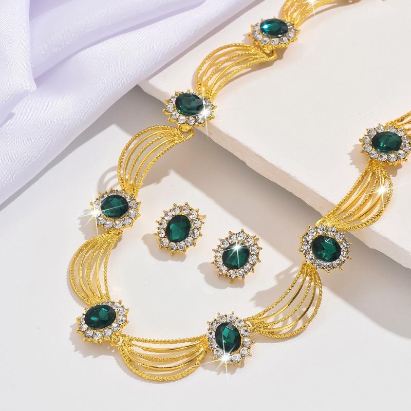 Vintage court style gold-plated alloy short necklace & earrings set for women
