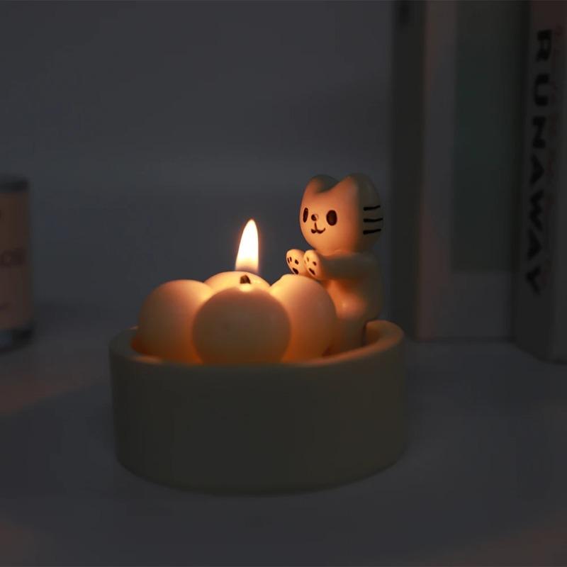 

Cartoon Kitten Candle Holder Warming Paws Cute Scented Light Holder Cute Grilled Cat Aromatherapy Candle Holder Desktop Ornamen