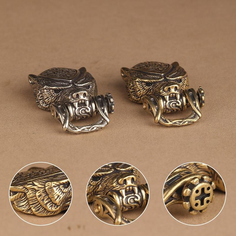 1pc Pure Brass Domineering Leopard Car Keychain Creative Retro Chinese Style Male Tide Motorbike Key Chain Charm Car Ornament