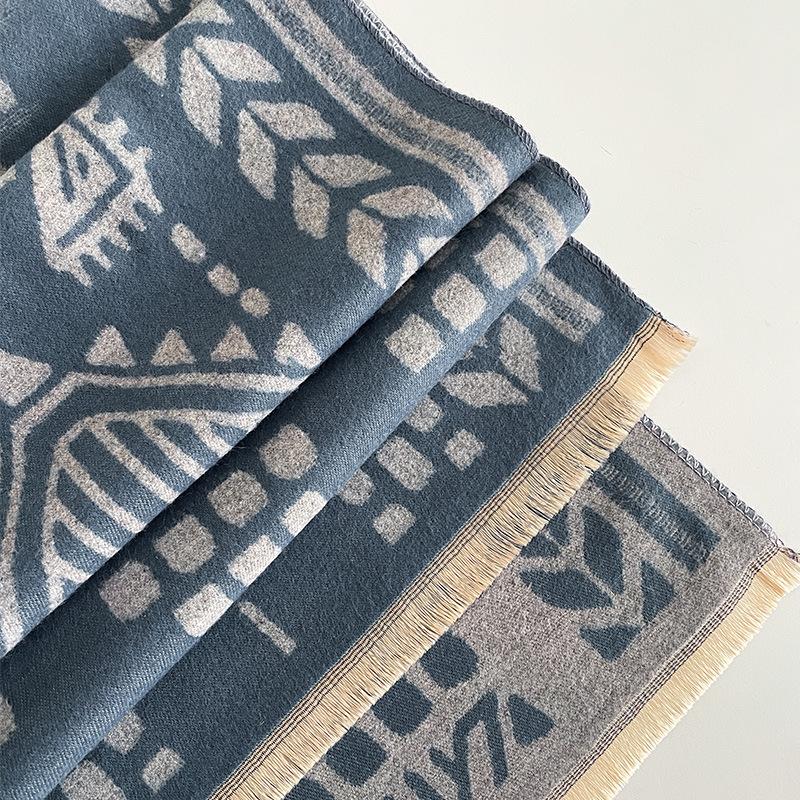 Geometric Abstract Graphic High-End Art Ladies Thermal Scarf Niche Personality Air Conditioning Shawl
