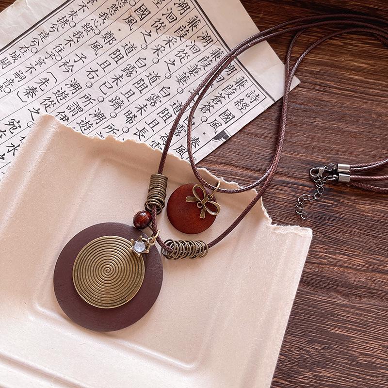Zen-Inspired Chinese Beaded Necklace with Peace Lock & Butterfly Design – Elegant Clavicle Chain for Women.