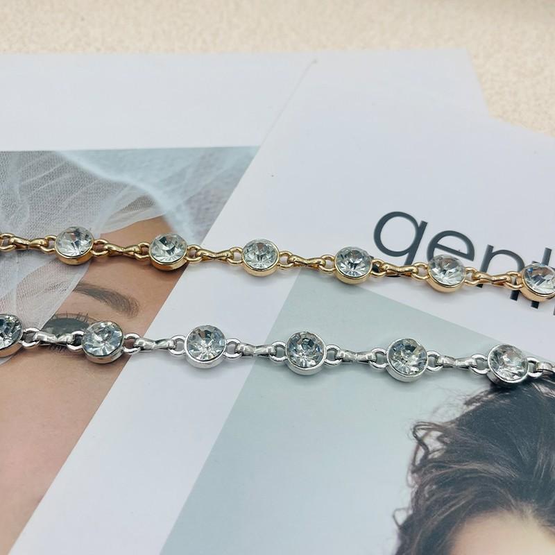 Metallic Water Drilled Waist Chain For Women With Adjustable Closure For Summer Fashion Accessories