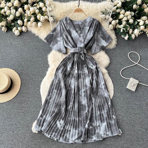 

Французские пляжные праздничные платья с принтом тай-дай для женщин, летнее плиссированное шифоновое женское платье на шнуровке, женское платье трапециевидной формы с v-образным вырезом One Size темно-серого