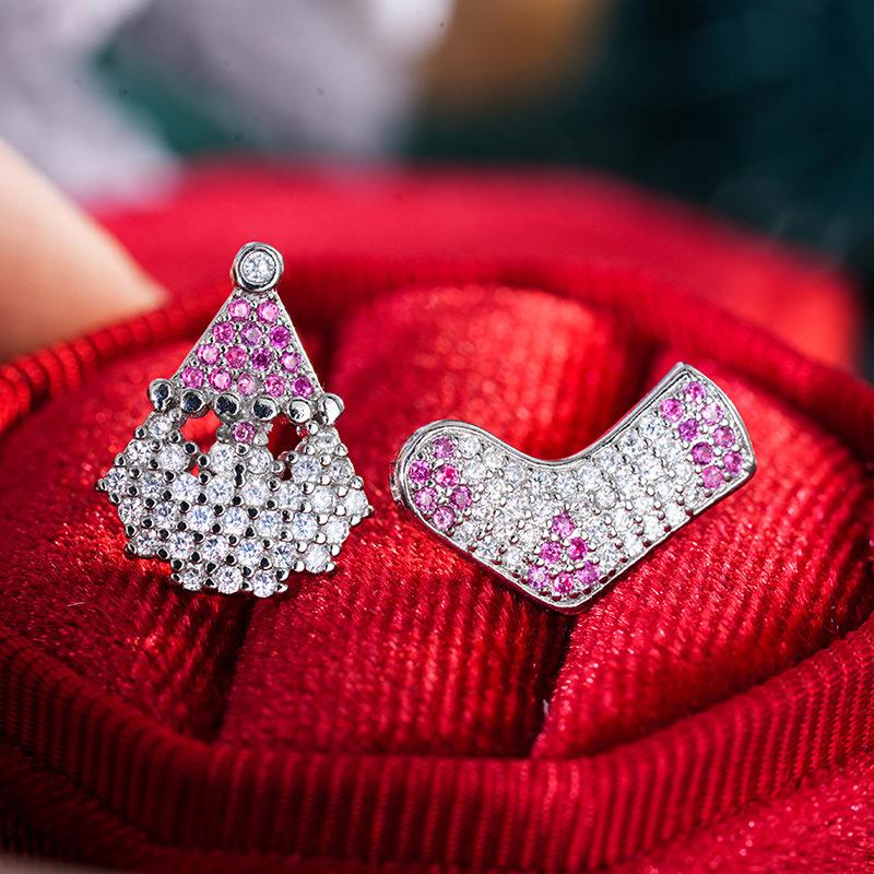 Asymmetrical Santa Stud Earrings, Wishing Socks, Wax-Set Zircon Jewelry, Christmas.
