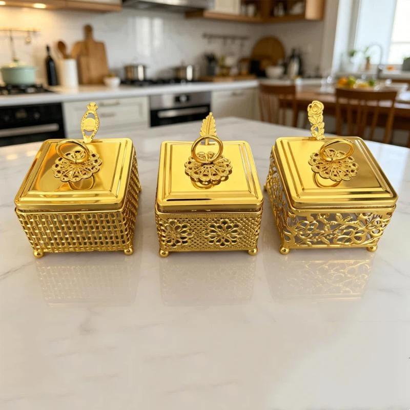 Exquisite hohlgeschnitzte Eisen-Glas-Süßigkeitengläser mit Deckeln, auslaufsicher, klar, Lebensmittelbehälter für Hochzeitsveranstaltungen, Heimdekoration
