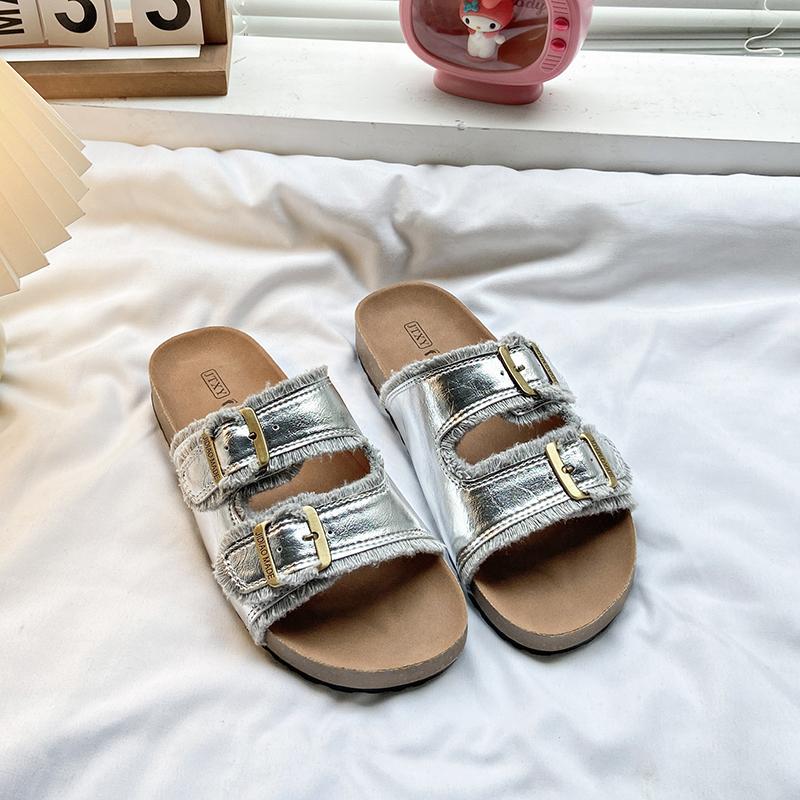 

Fashion 2025 Summer New Fashion Platform Sandals Outdoor Casual Open Toe Shoes Plus Size Buckle Versatile for Beach Wear Daily Slippers 40 серебряный