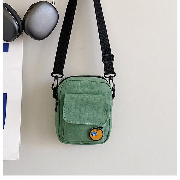

Fashionable Cartoon Canvas Small Bag For Work Commute Street Style Trend Women s Crossbody Bag зелений