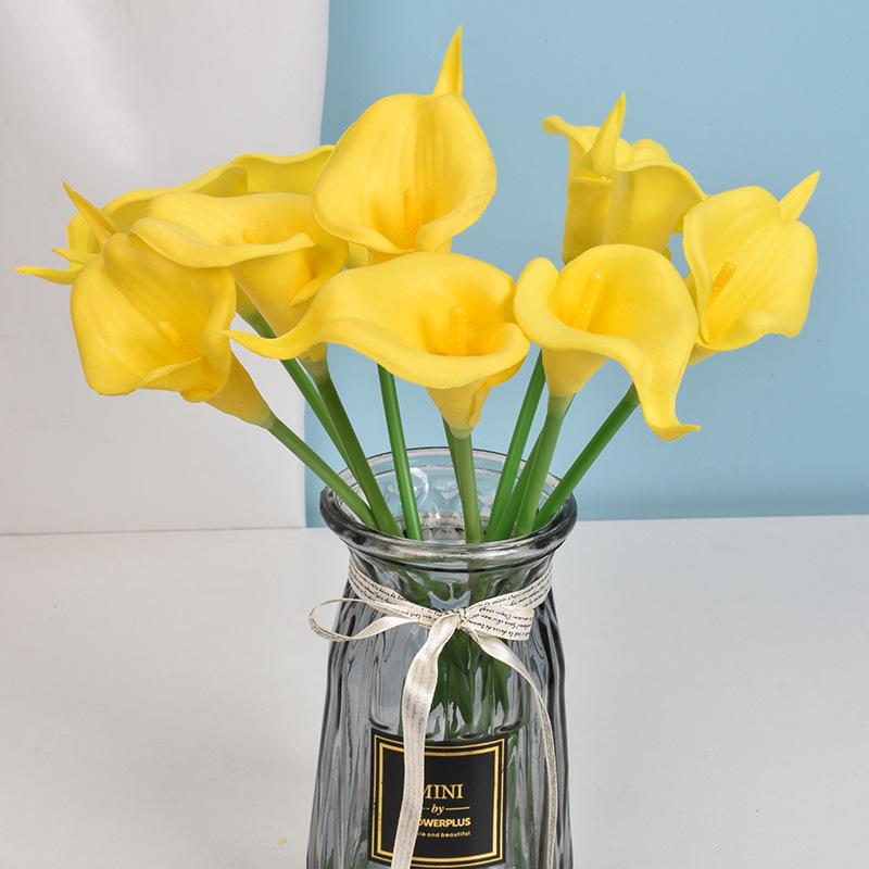 

Artificial PU Mini Calla Lily for Wedding Photography and Home Decoration