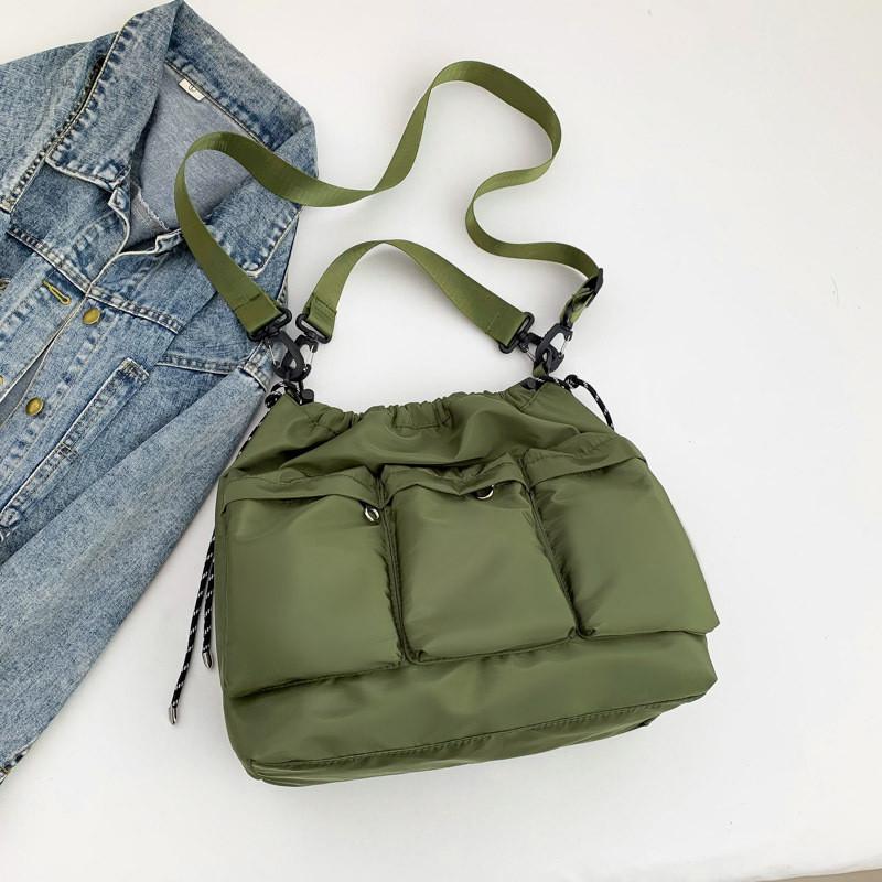 

Trendy Nylon Tote Bag For Women Stylish Shoulder Crossbody Bag In Black White Green зелений