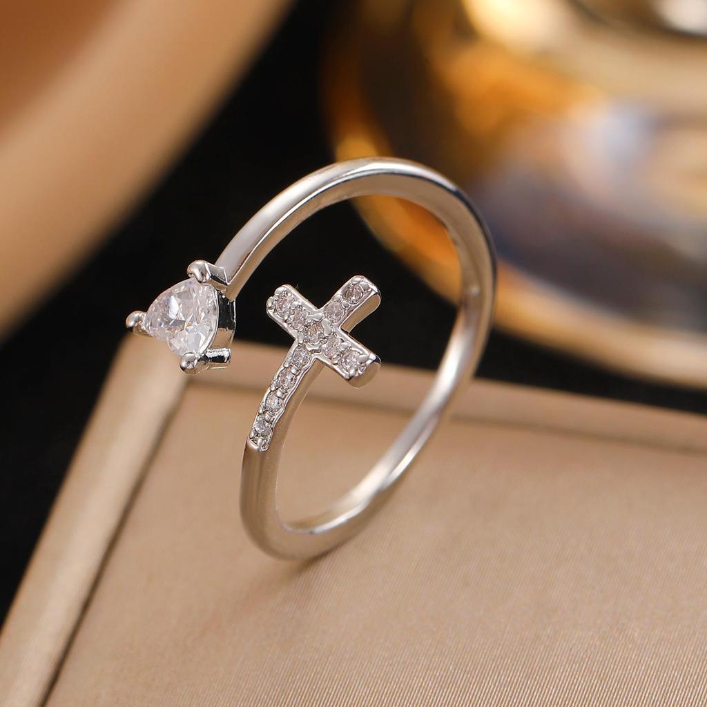 Doppelkreuz Mehrschichtiger Offener Ring: Europäisches & Amerikanisches Nischendesign für Frauen - Luxuriöse High-End-Accessoires