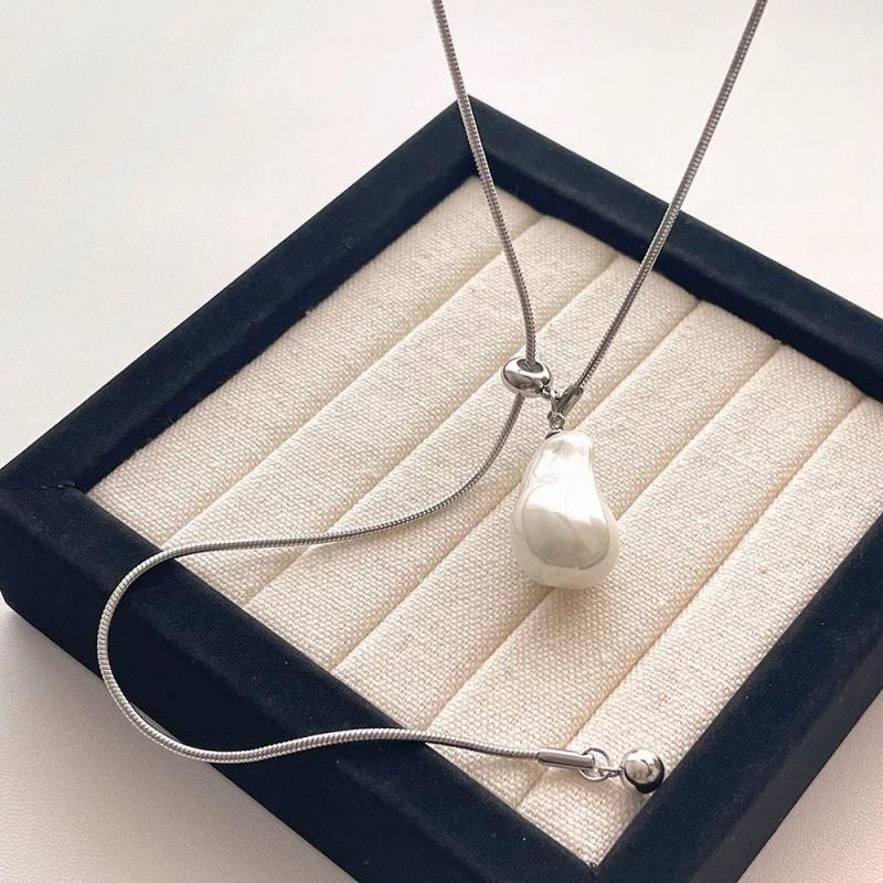 Stainless Steel Pearls Pendant Long Necklace Exquisite Snake Bone Adjustable Chain Sweater Jewelry for Women Party Accessories