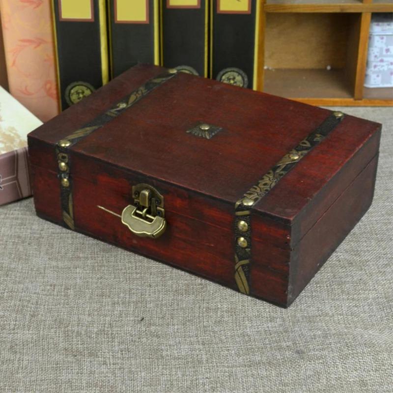 Wood Box Natural Wooden Storage Case Home Storage Retro Wooden Keepsake Box for Art Hobbies Gift Jewelry Rings.