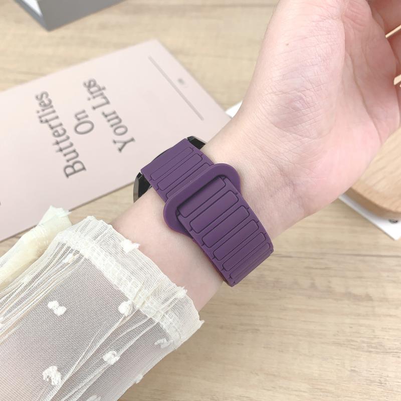 18mm 22mm 20mm Magnetic Silicone Strap For Samsung Galaxy Watch 7 6 5 4 44mm 40mm Sports Band For Galaxy Watch 4 6 Classic 47mm Huawei GT 4/5/6 41mm