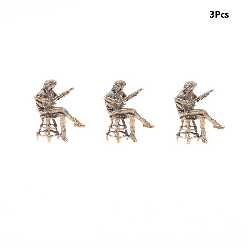 Bar Retrò Figura Bambola Chitarrista Donna Statua Ottone Vintage Modello Mini Figura Artigianale Ornamento da Scrivania Ufficio Decorazione Casa