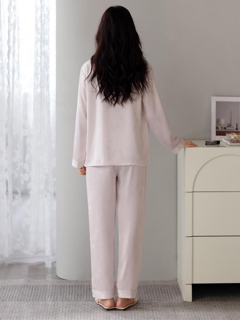 Women's Ice Silk Pajama Set: Spring & Autumn Long Sleeve, Light Luxury Style, Suitable for Indoor & Outdoor Wear.