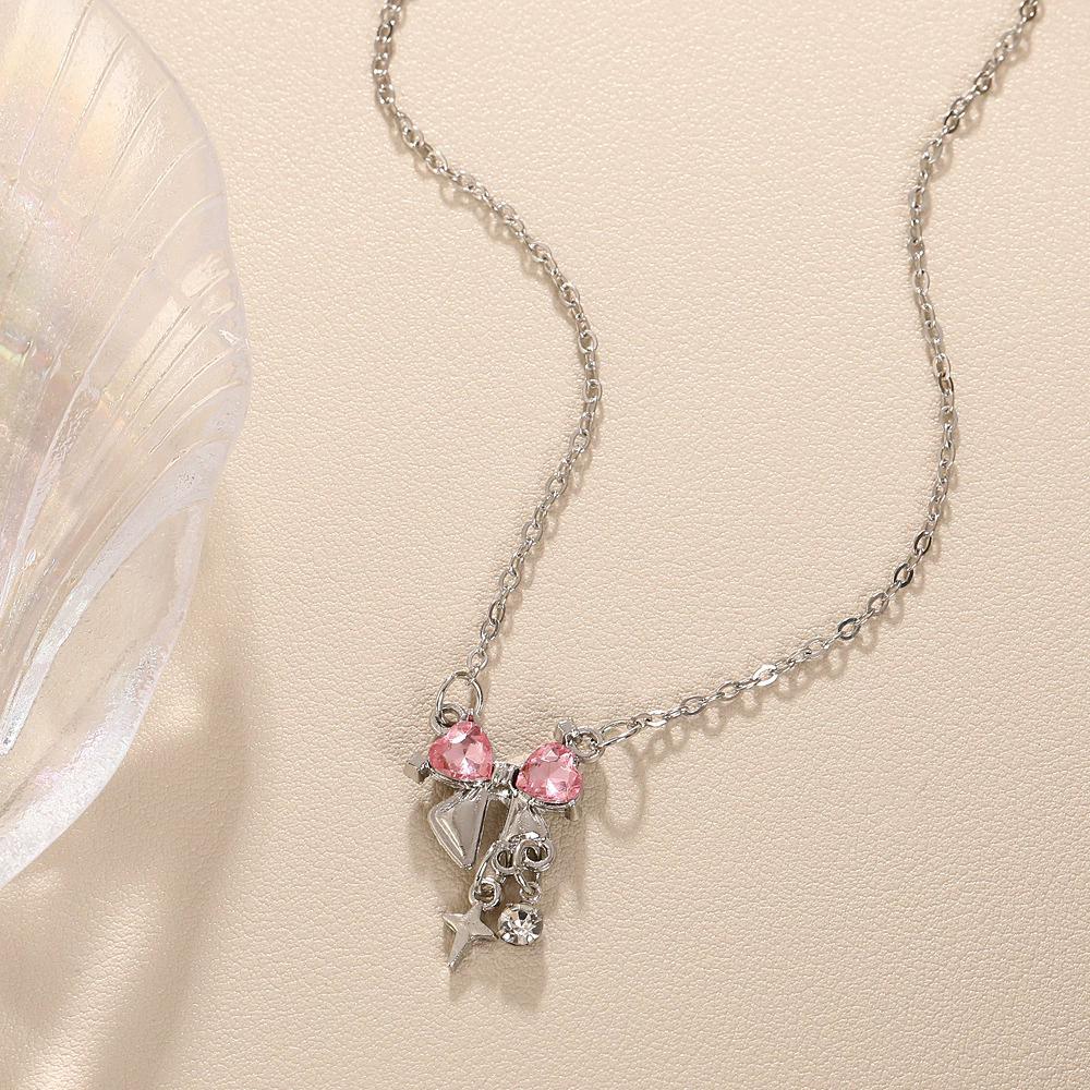 Fashion Fairy Pink Crystal Bow Knot Pendant Necklaces Y2K Girls Sweet Rhinestone Heart Clavicle Chain Women Jewelry Gifts