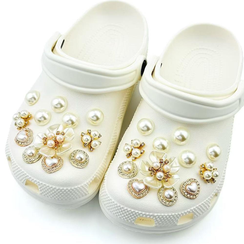 24PCS Summer Fashion Shoe Charms Set Accessories for Clogs Shoe Buckle Pearl Diamond Flower DIY Shoes Decorations