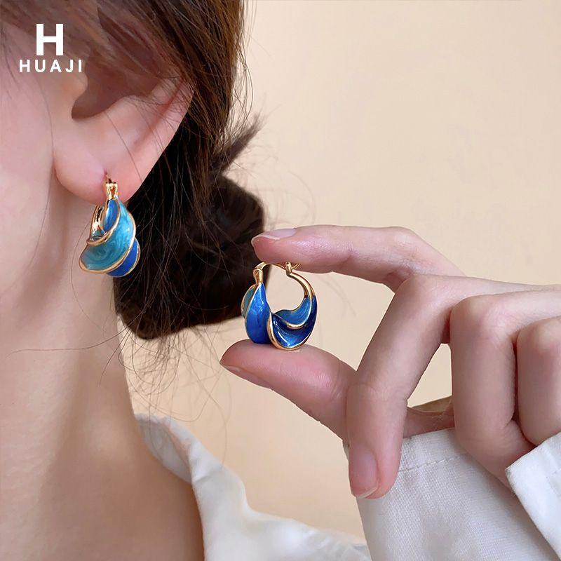 Floral Blue Drip Glazed Contrast Earrings Female Spiral Texture Modeling Ear Clip Fashion Light Luxury Minority Classy Earrings Picture Color