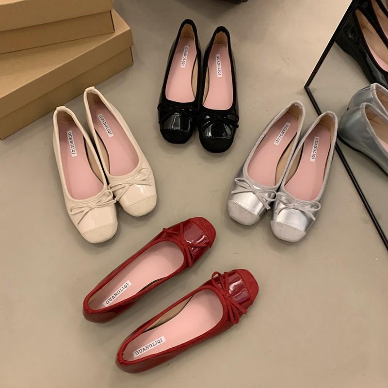 Fashion New Style Luxury Woman Flat Sandal Dress High Heels Retro Closed Square Toe Mules Shoes Girls Wedding Shoes Casual Flat Shoes