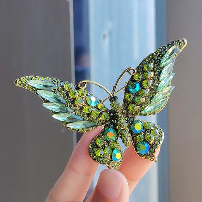 Broche papillon haut de gamme en alliage incrusté de diamants pour vêtements pour femmes, corsage, animal, insecte, écharpe en soie, boucle, bijoux