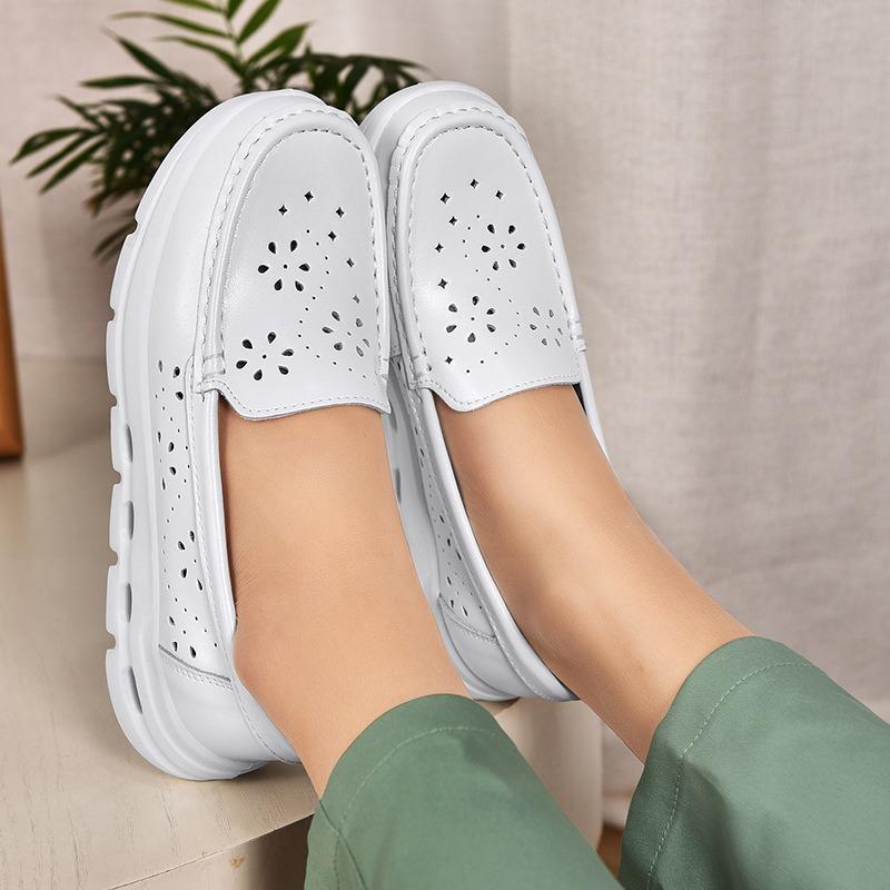 New Nurse Shoes Women's Casual Soft Sole Heightened Breathable Not Tired Feet Non-slip Medical White Shoes Women