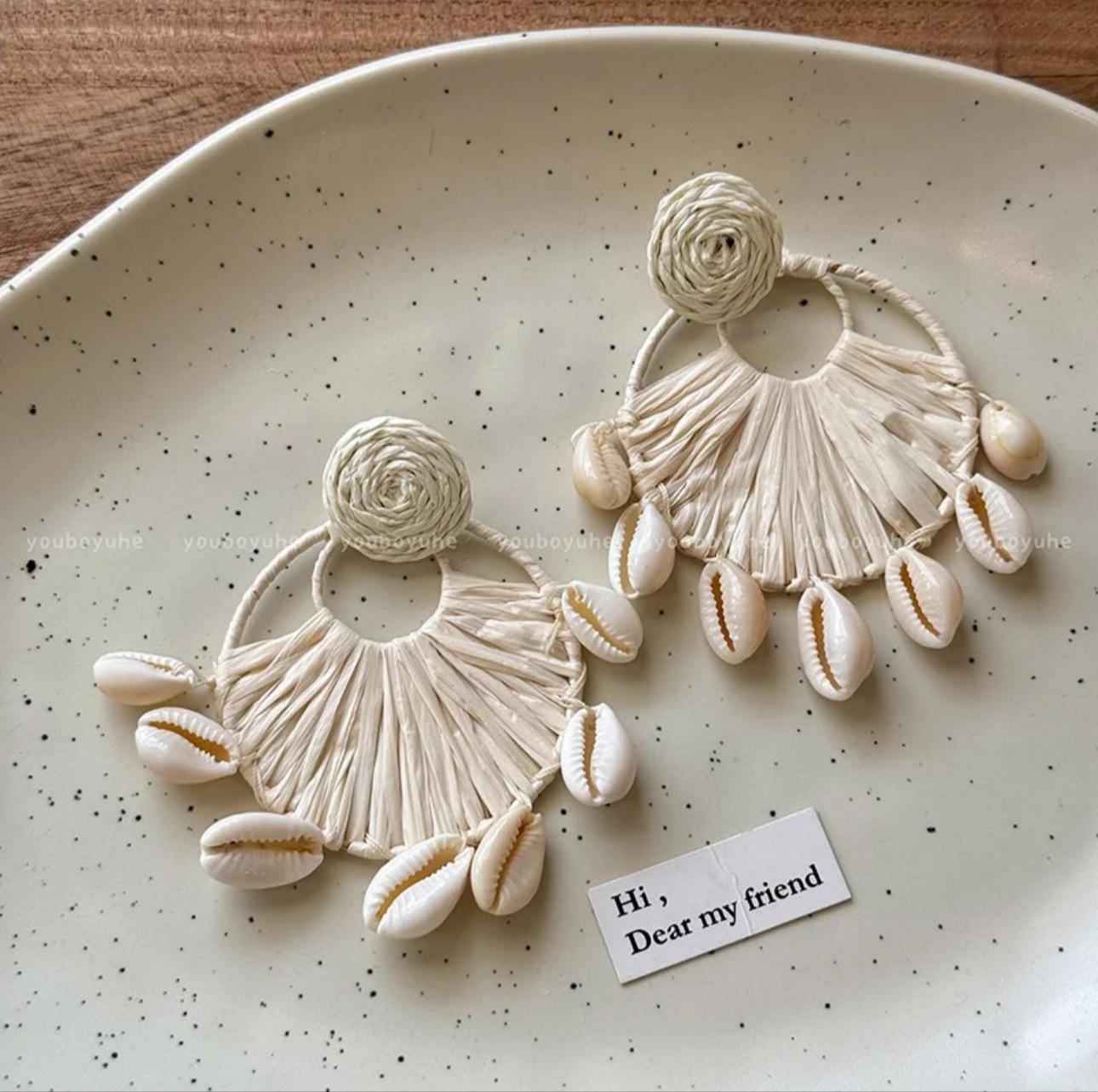 Seaside Pickup~ Holiday Style Shell Woven Earrings Are Exaggerated, Simple, Generous, Fashionable And Versatile Seaside Film Earrings