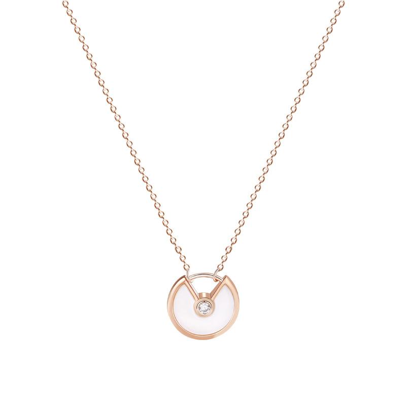 Collier Amulette Femme Luxe Léger Niche Haut de Gamme Accessoires Nacre Bijoux Design Mode