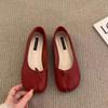 Scarpe da donna a punta divisa a zoccolo di maiale Doudou a fondo piatto scarpe primaverili e autunnali scarpe a barchetta con punta divisa per pollice zoccoli di maiale scarpe da donna rosse