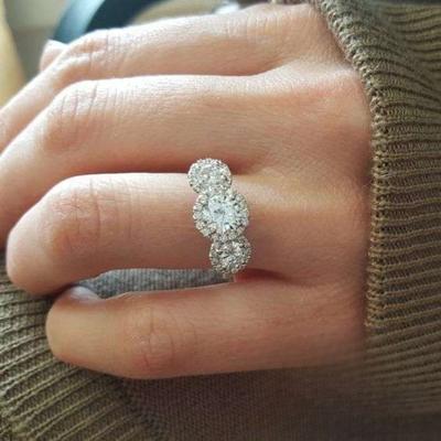 New Popular Round Ring Diamond Classic Fashion Women Zircon Wedding White Crystal Jewelry