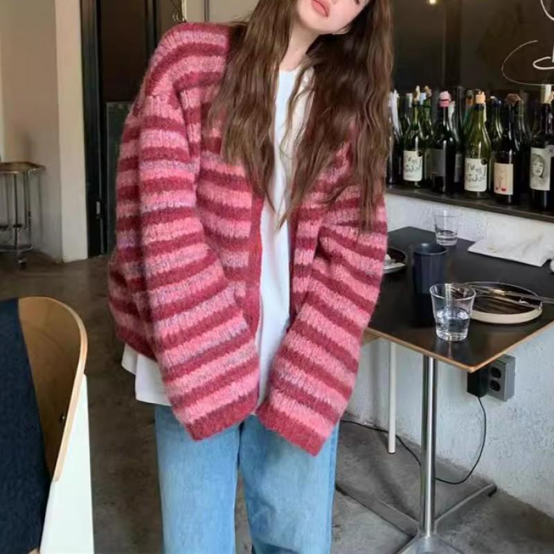 Damen Oversized V-Ausschnitt Strick Cardigan Pullover Rote Streifen Weich Gemütlich Winter Oberbekleidung Lässig Lockere Passform