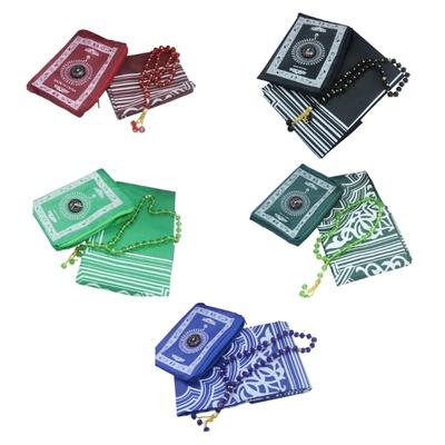 Foldable Islamic Prayer Carpet Waterproofs Polyester Prayer Rugs Mats Easy Storage For Travel