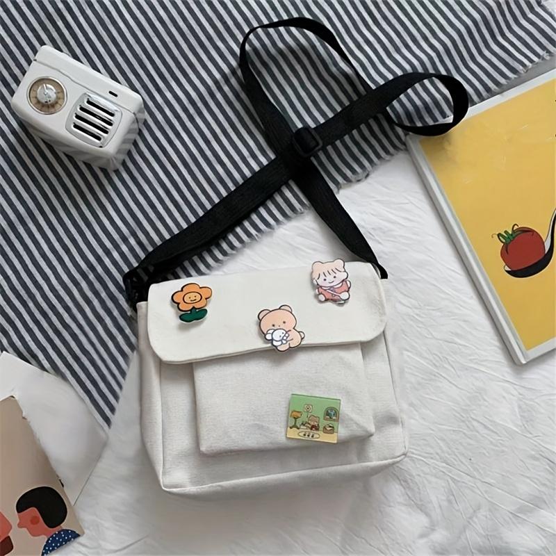 Cute Canvas Bag for Women, New Japanese Harajuku Style Crossbody Bag, Versatile Shoulder Bag for Students with Pin Badges