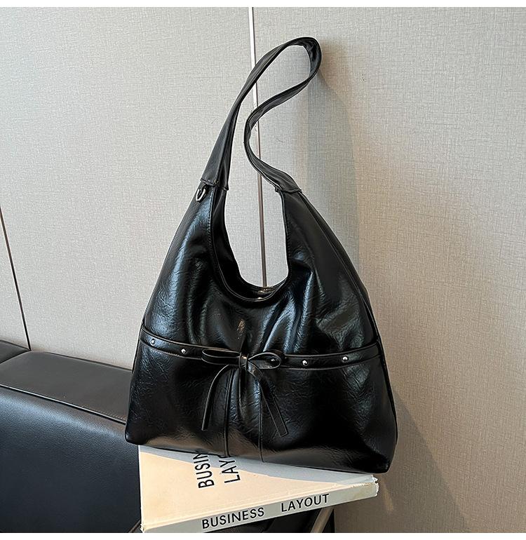 Retro Bag Women's Large-capacity New Autumn and Winter Leisure Niche Shoulder Underarm Bag Commuter Tote Bag