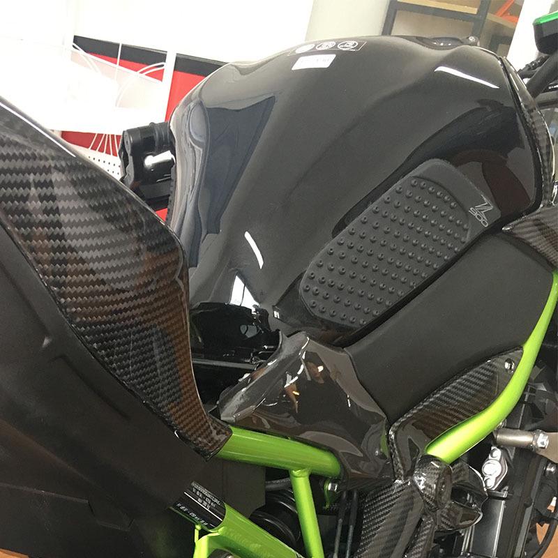 Antideslizante para Rodilla de Gas Combustible de la rodilla Pad Soportes Laterales con Almohadilla de tracci/ón de Tanque para Kawasaki Z900 2017 Tipo A