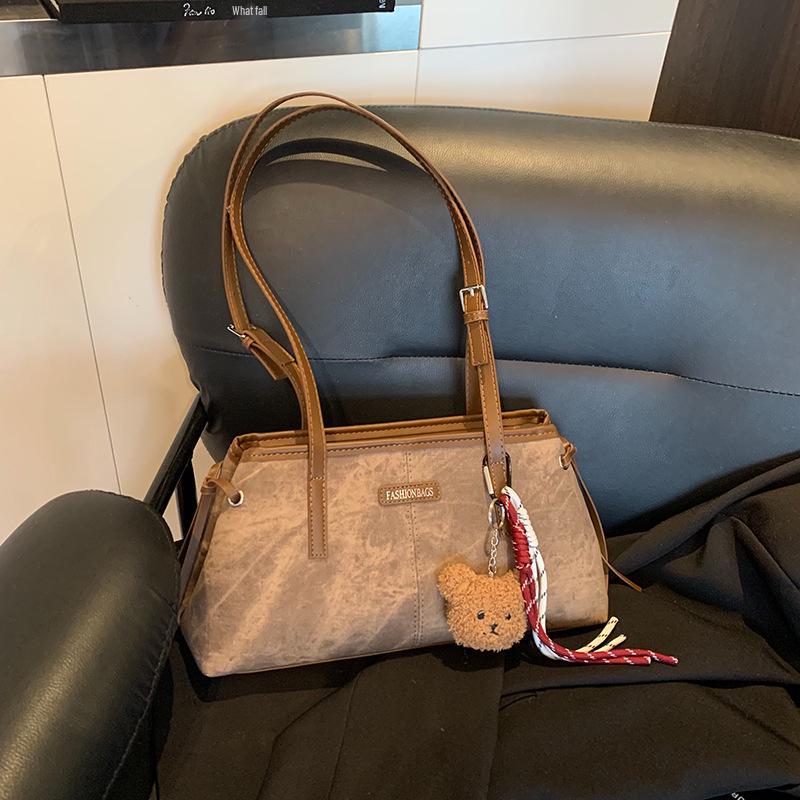 

Women s Large Capacity Fashion Shoulder Bag - Autumn/Winter Trendy Underarm Tote for Commuting Single Bag