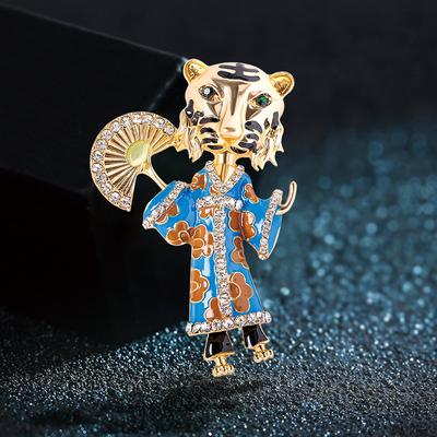 Broche de Lujo a la Moda con Incrustaciones de Tigre Retro