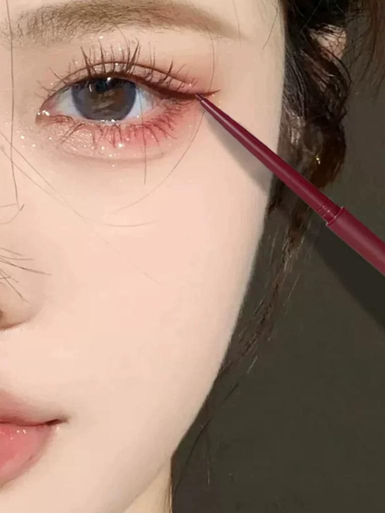 Wine Red Eyeliner Brown Eyeliner Smooth Not Dizzy Waterproof and Durable Thin Head Color Black Novice Genuine Goods